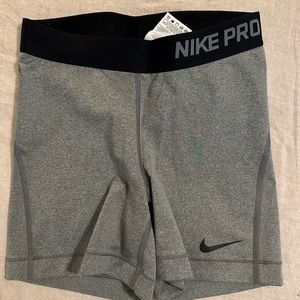 Heather grey nike pro spandex.